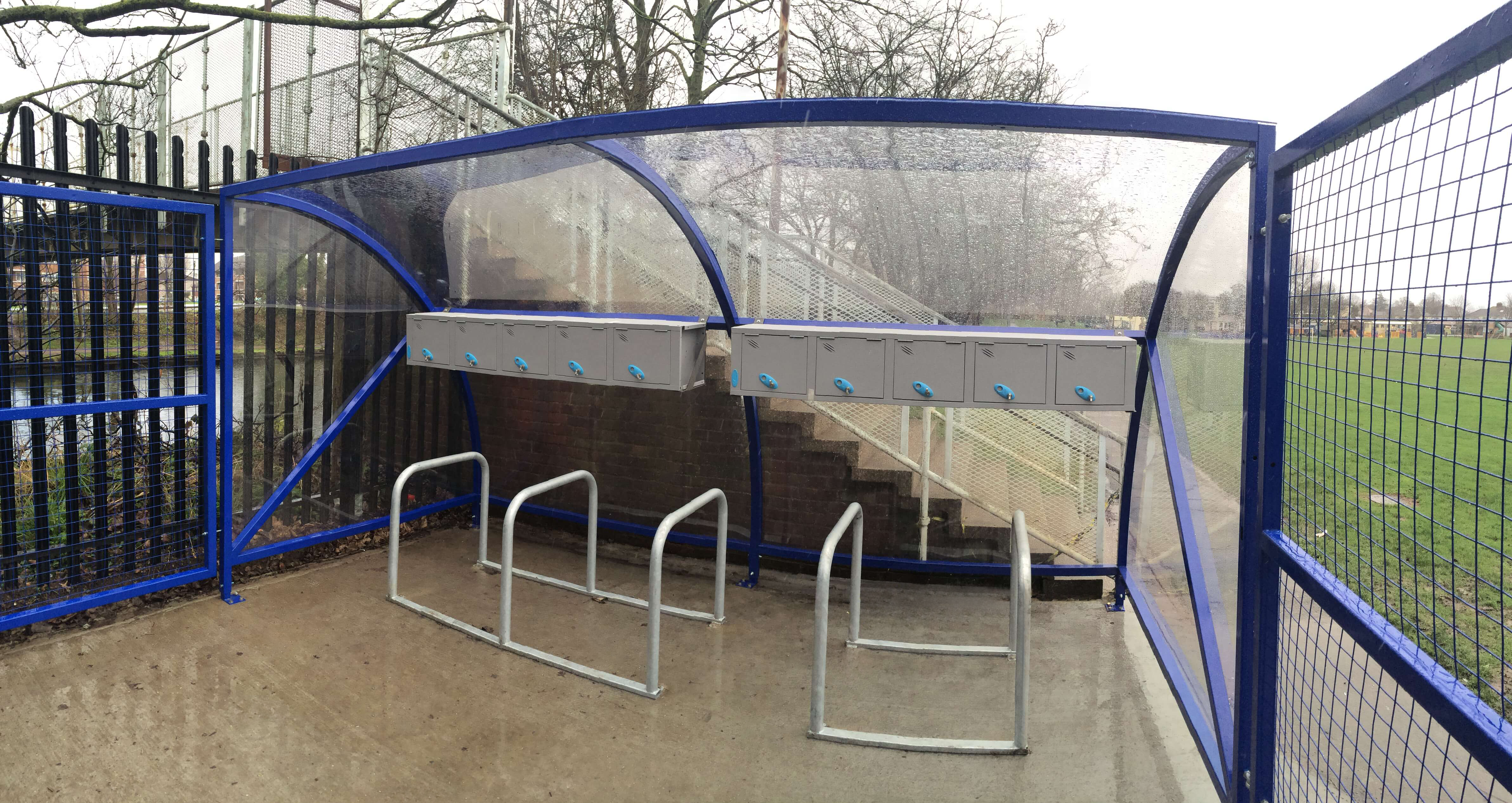 10 space original cycle shelter with toastrack cycle racks