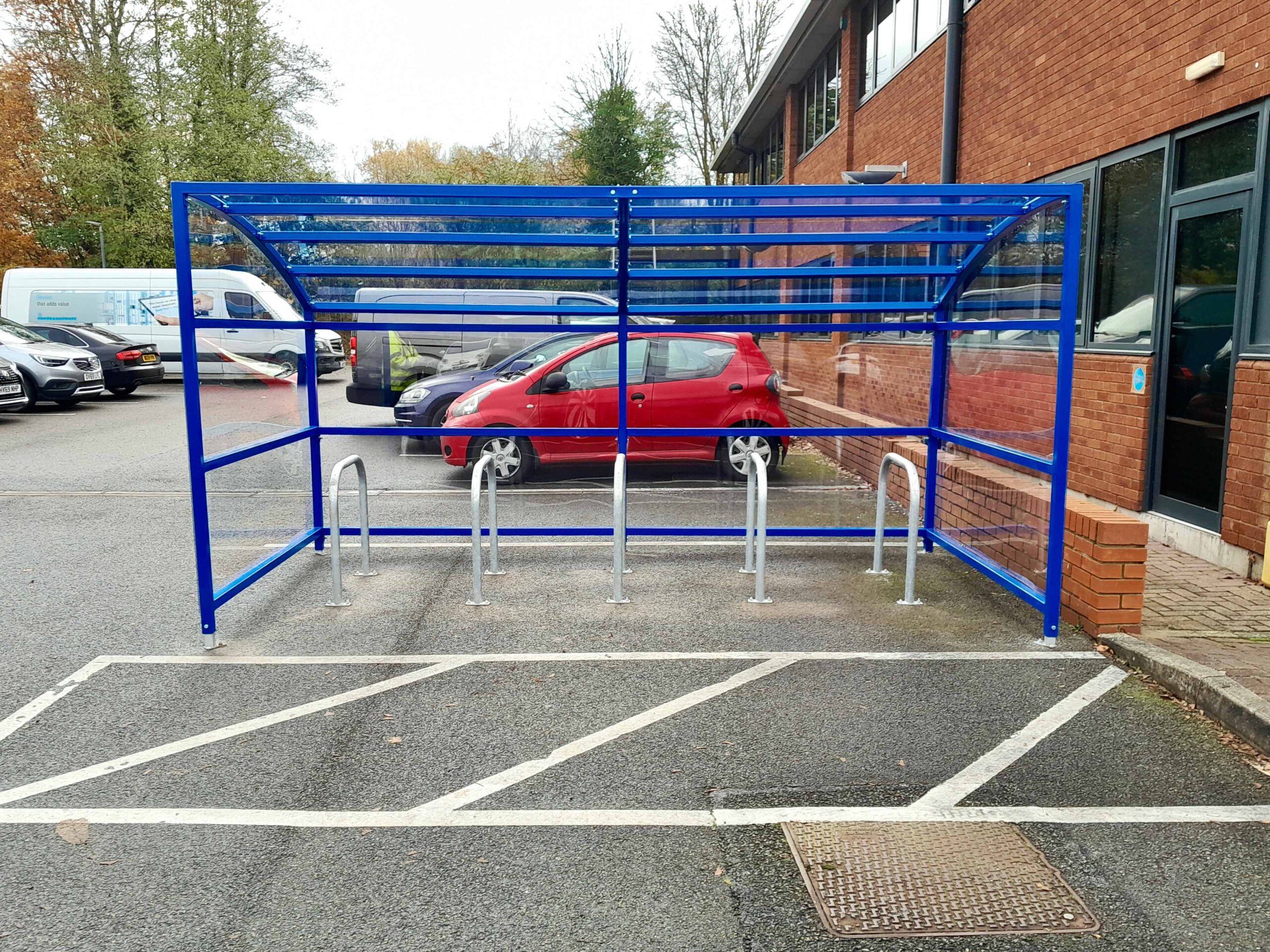 10 space oxford cycle shelter with sheffield cycle stands