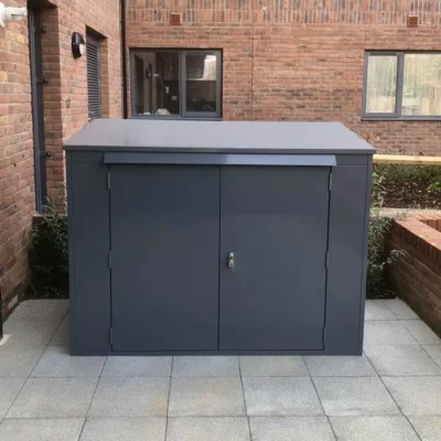 The Horizontal 3 Cycle Locker