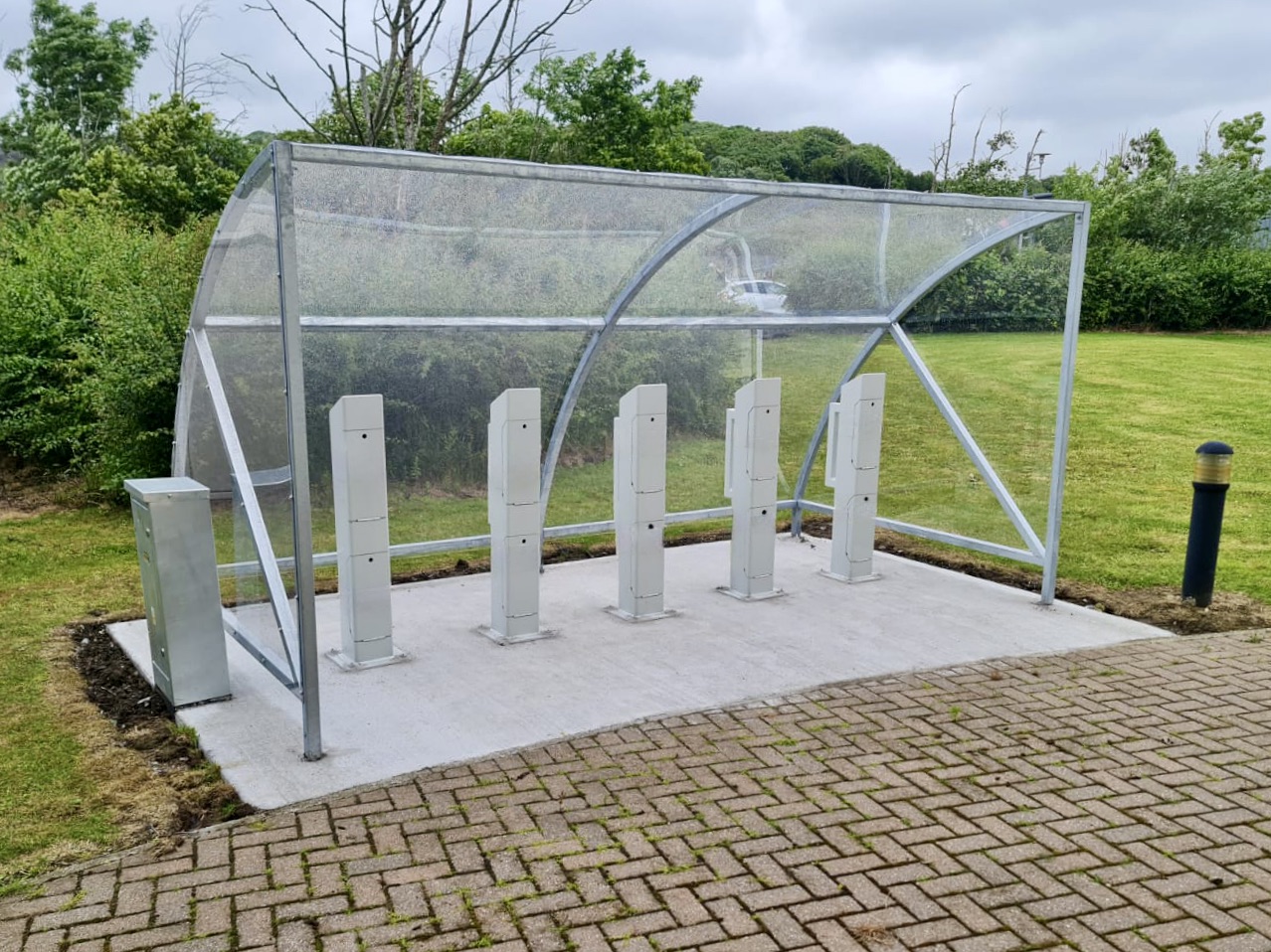 5 space e-bike cycle shelter